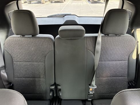 Used 2026 Chevrolet Traverse LT w/ Driver Confidence Package FWD image 18