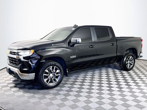 Used 2022 Chevrolet Silverado 1500 LT RWD image 4