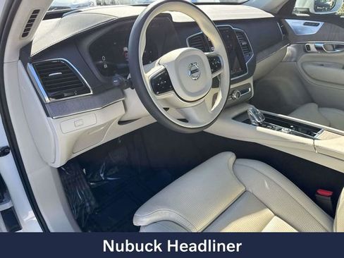 Used 2023 Volvo XC90 B6 Ultimate w/ Lounge Package image 24