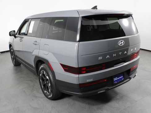 Used 2026 Hyundai Santa Fe SE image 4