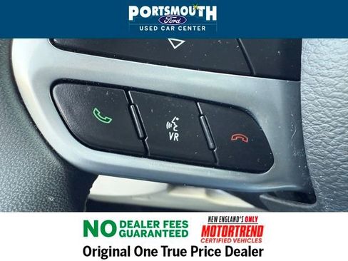 Used 2024 Chrysler Pacifica Touring-L image 19