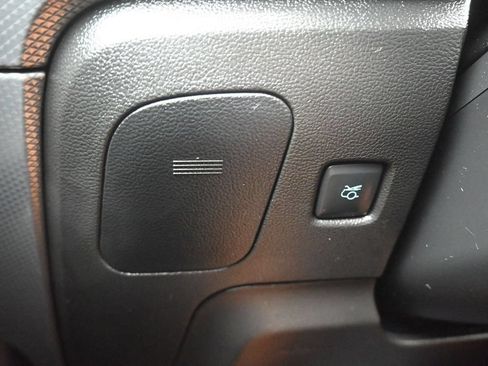 Used 2016 Ford Mustang GT Premium w/ Equipment Group 401A RWD image 27