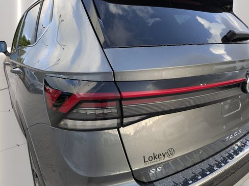 New 2026 Volkswagen Taos SE AWD/4WD image 7