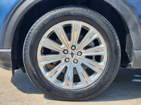 Used 2020 Ford Explorer Limited AWD/4WD image 11