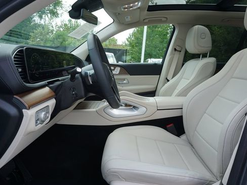 Certified 2024 Mercedes-Benz GLE 450e 4MATIC image 11