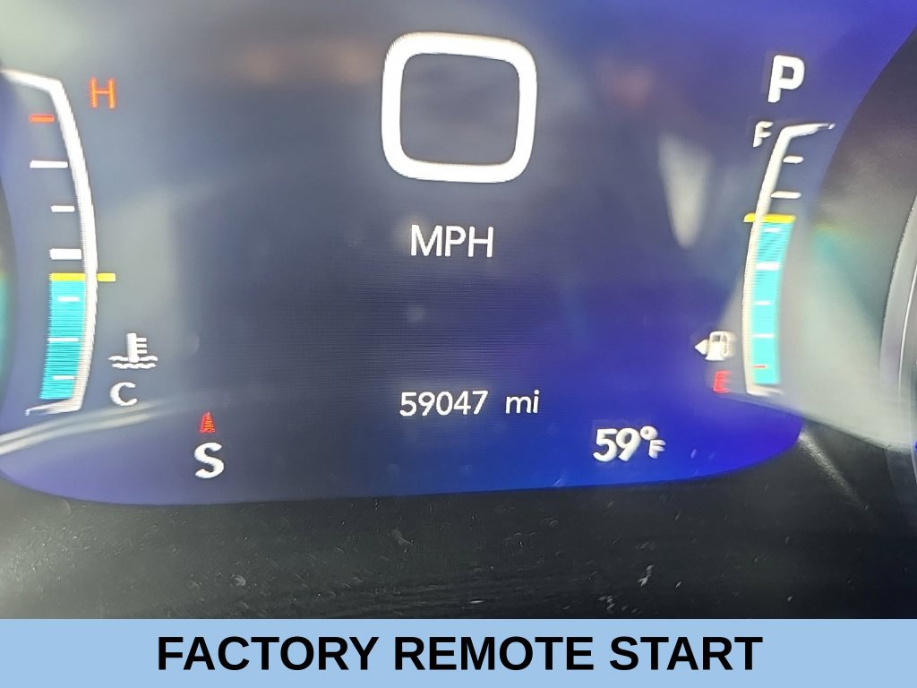 Used 2025 Chrysler Pacifica Limited FWD image 23