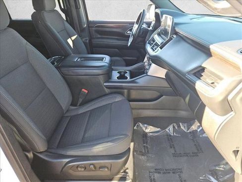 Used 2022 GMC Yukon XL SLE w/ Gmc Pro Safety Plus Package image 21
