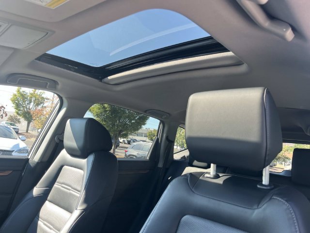 Used 2017 Honda CR-V Touring image 36