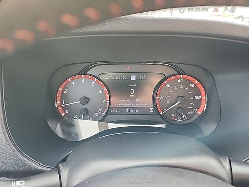 Used 2023 Nissan Frontier PRO-4X w/ Pro Convenience Package image 17