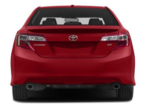 Used 2014 Toyota Camry SE FWD image 6
