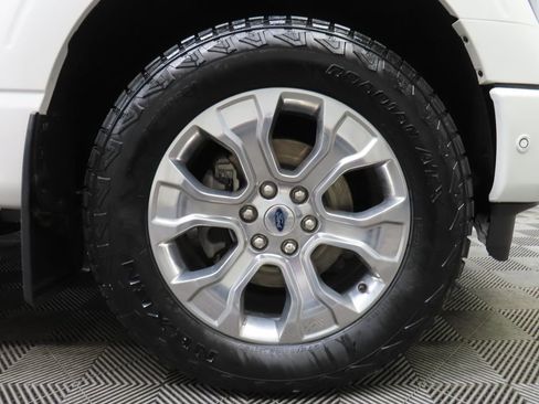 Used 2023 Ford F150 Platinum w/ FX4 Off-Road Package AWD/4WD image 13