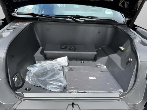 New 2026 Chevrolet Silverado EV LT image 19