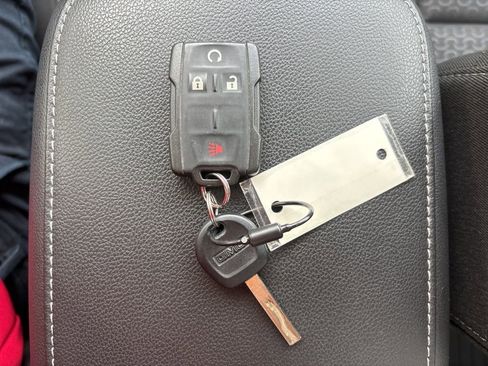 Used 2022 GMC Canyon Elevation RWD image 30