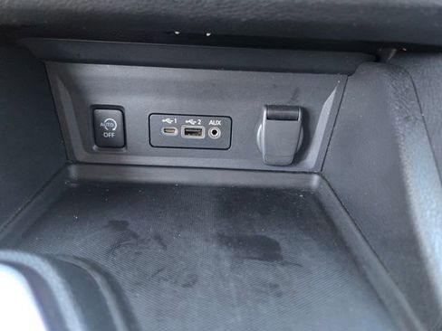 Used 2024 Nissan Sentra SR FWD image 13