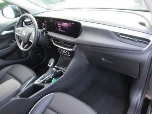 New 2026 Buick Encore GX Avenir w/ Avenir Technology Package image 11