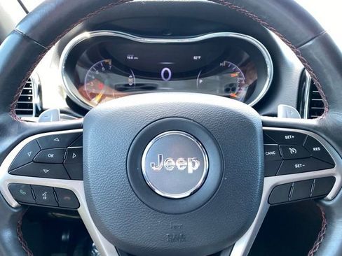 Used 2019 Jeep Grand Cherokee Trailhawk AWD/4WD image 14