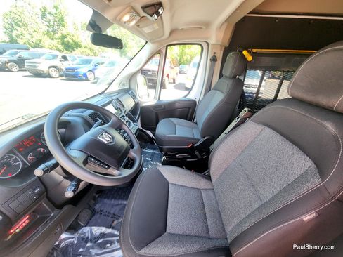 Used 2021 RAM ProMaster 3500 w/ Premium Appearance Group FWD image 36