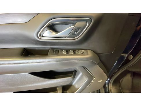 Used 2022 Chevrolet Suburban LT w/ Max Trailering Package AWD/4WD image 10