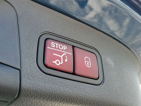 Certified 2023 Mercedes-Benz GLA 250 image 9