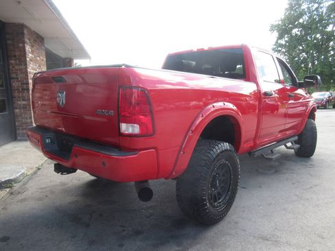 Used 2016 RAM 2500 Tradesman w/ Chrome Appearance Group AWD/4WD image 11