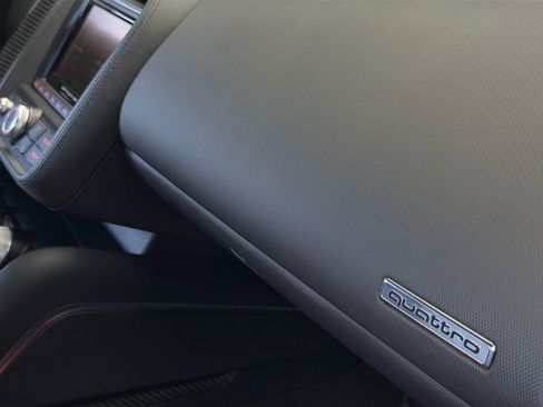 Used 2015 Audi R8 V10 image 22