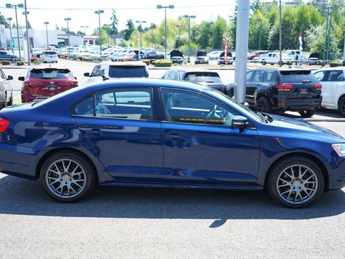 Used 2014 Volkswagen Jetta SE FWD image 6