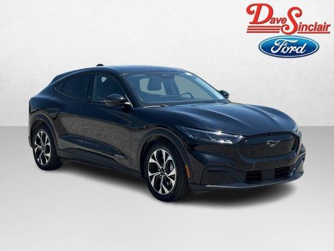 Used 2025 Ford Mustang Mach-E Select w/ Comfort Package Lite RWD image 4