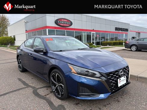 Used 2024 Nissan Altima 2.5 SR FWD image 1