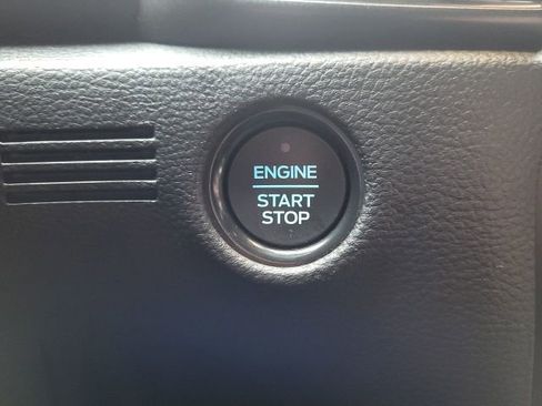 Certified 2023 Ford Ranger Lariat w/ Tremor Off-Road Package image 18