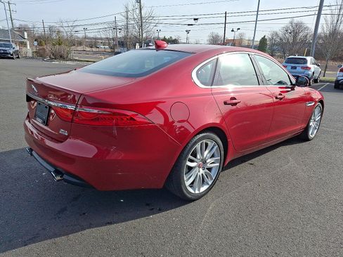Used 2016 Jaguar XF Prestige image 6