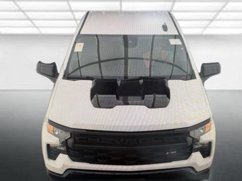 Used 2024 Chevrolet Silverado 1500 Custom Trail Boss AWD/4WD image 2