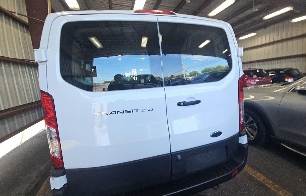 Used 2025 Ford Transit 250 Low Roof w/ Exterior Upgrade Package RWD image 5