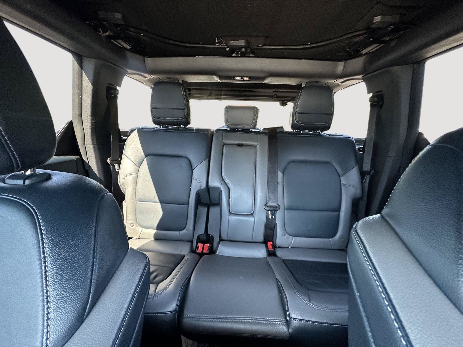 Used 2023 Ford Bronco Outer Banks AWD/4WD image 13