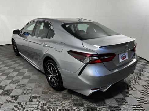 Certified 2024 Toyota Camry SE FWD image 7