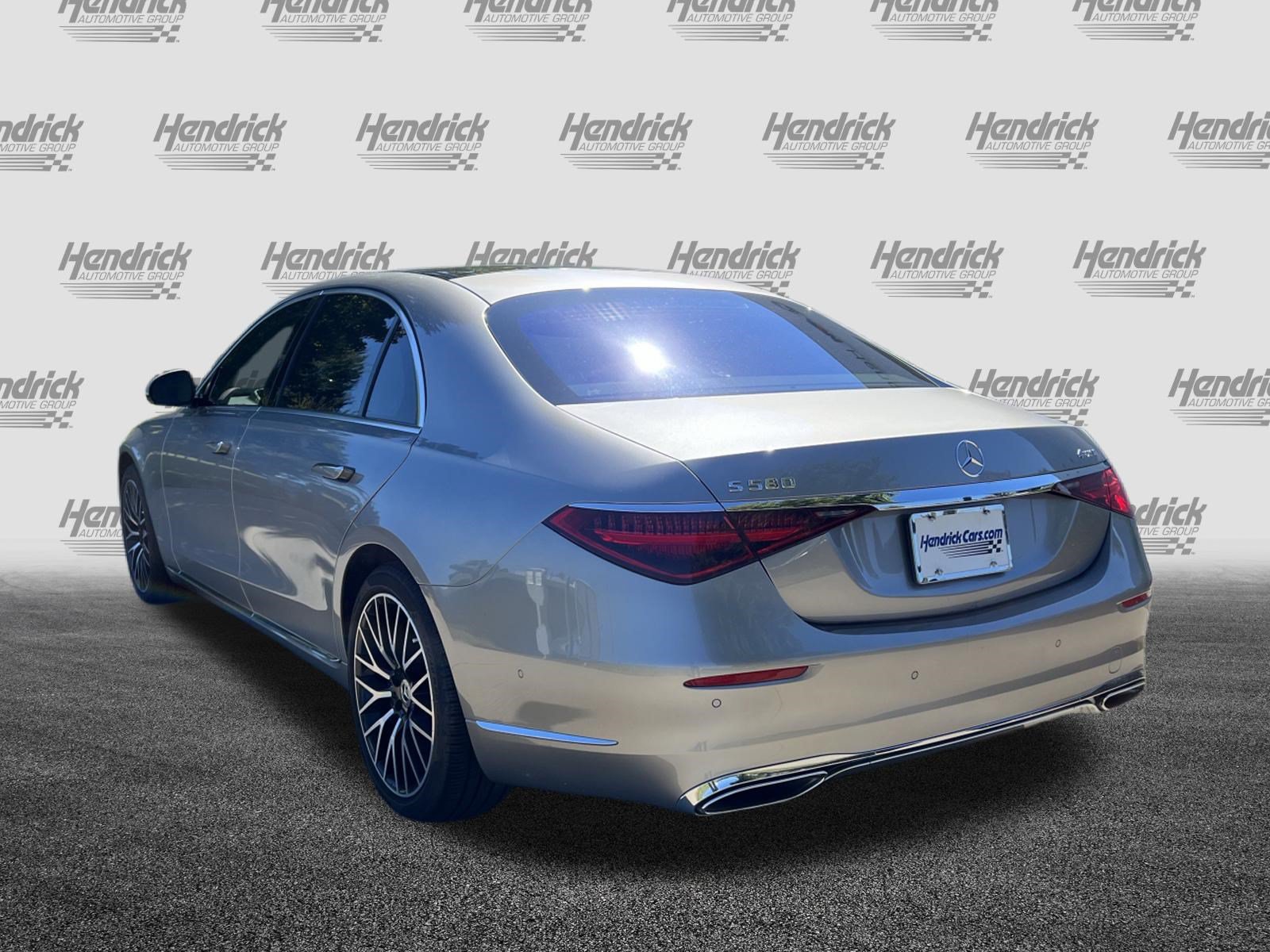 Used 2024 Mercedes-Benz S 580 4MATIC Sedan image 8