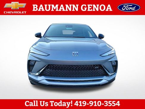 Used 2024 Buick Envista Sport Touring w/ Convenience I Package FWD image 11