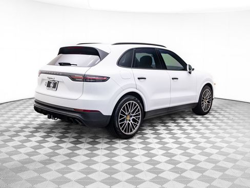 Certified 2023 Porsche Cayenne S Platinum AWD/4WD image 8