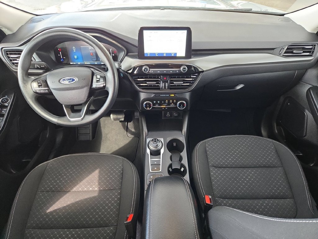 Used 2025 Ford Escape Active AWD/4WD image 16