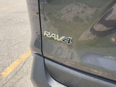 Used 2024 Toyota RAV4 XLE AWD/4WD image 14