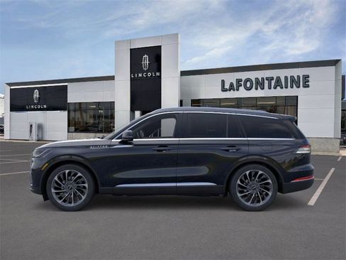 New 2025 Lincoln Aviator Reserve image 3