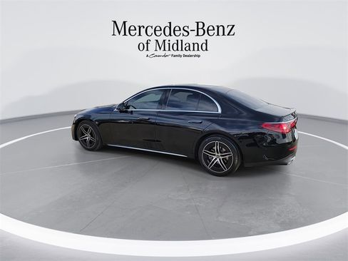Used 2024 Mercedes-Benz E 350 4MATIC Sedan image 6
