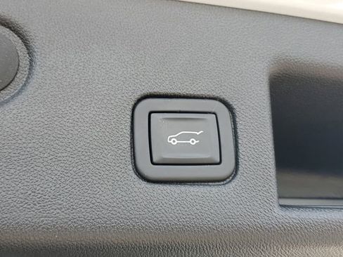 Certified 2023 Chevrolet Equinox RS AWD/4WD image 9