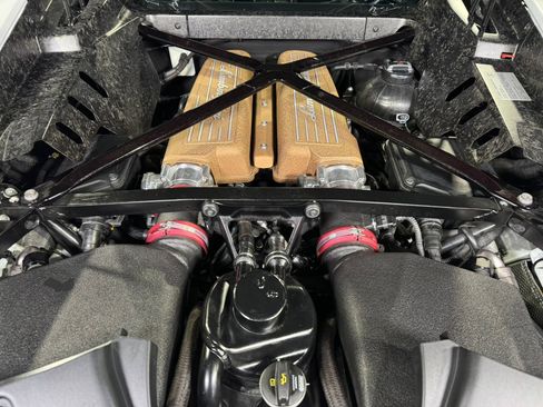 Used 2018 Lamborghini Huracan Performante image 37