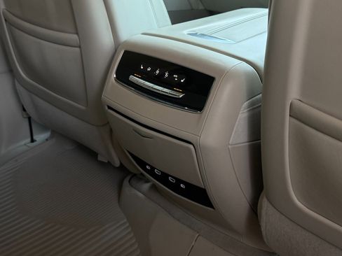 Used 2022 Cadillac Escalade Sport Platinum w/ LPO, ONYX Package image 46