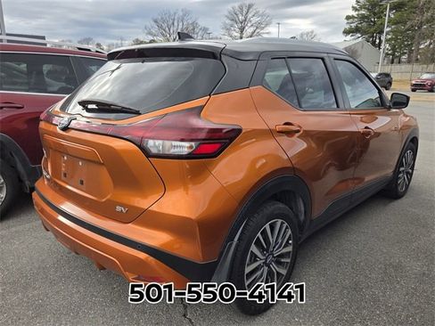 Used 2023 Nissan Kicks SV image 4