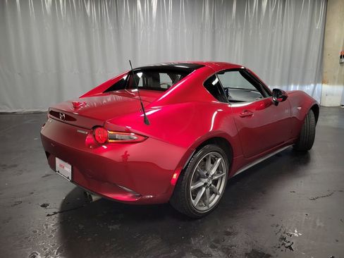 Used 2023 MAZDA MX-5 Miata Grand Touring RWD image 8