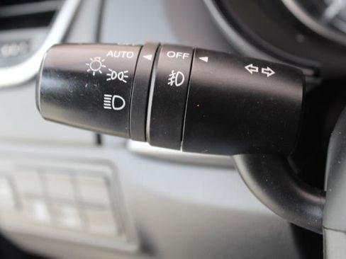 Used 2018 MAZDA CX-9 Touring image 18