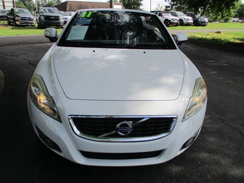 Used 2011 Volvo C70 T5 w/ Convenience Pkg FWD image 2