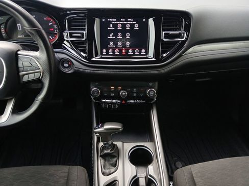 Used 2021 Dodge Durango SXT RWD image 3