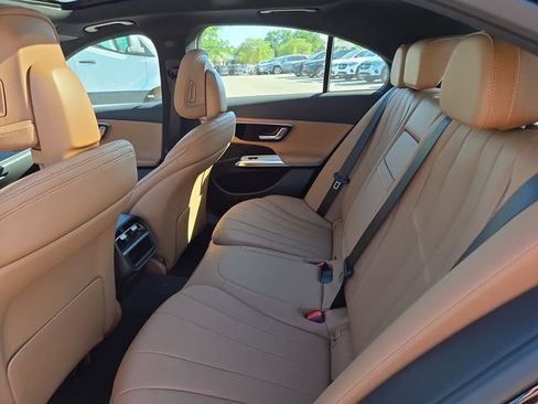 New 2026 Mercedes-Benz E 350 4MATIC Sedan image 28